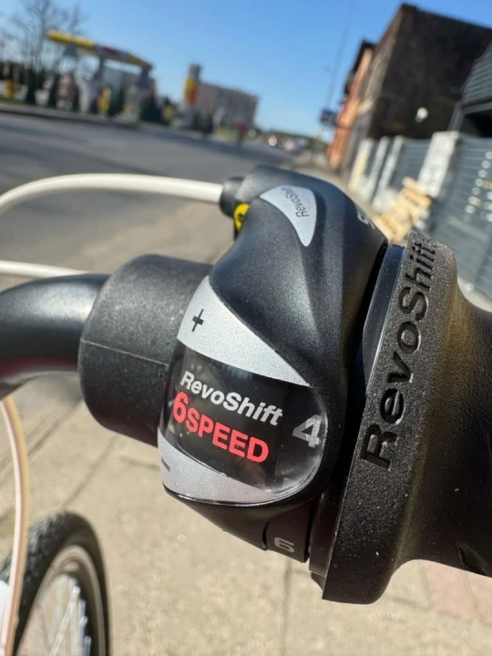 ROWER DZIECIĘCY 20 RÓŻOWY NEON Z PRZERZUTKĄ SHIMANO DLA DZIEWCZYNKI 4